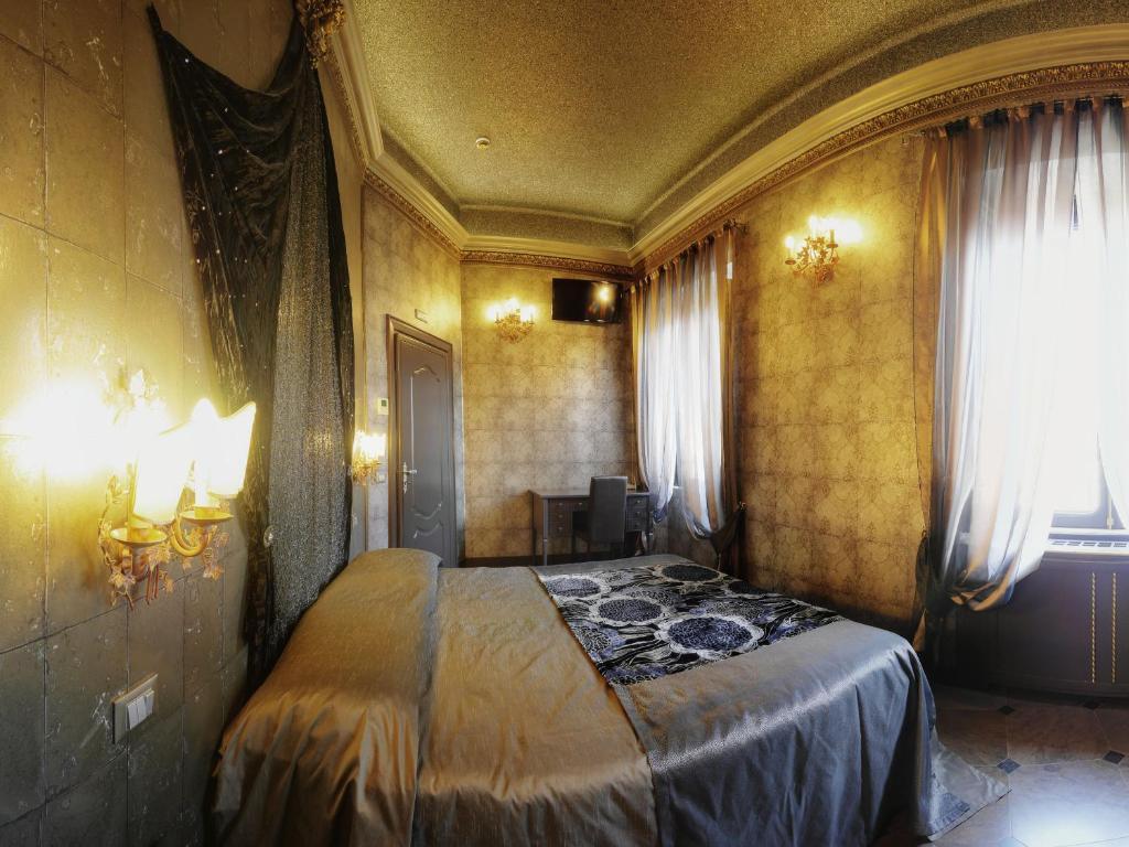Antica Dimora Delle Cinque Lune Rome