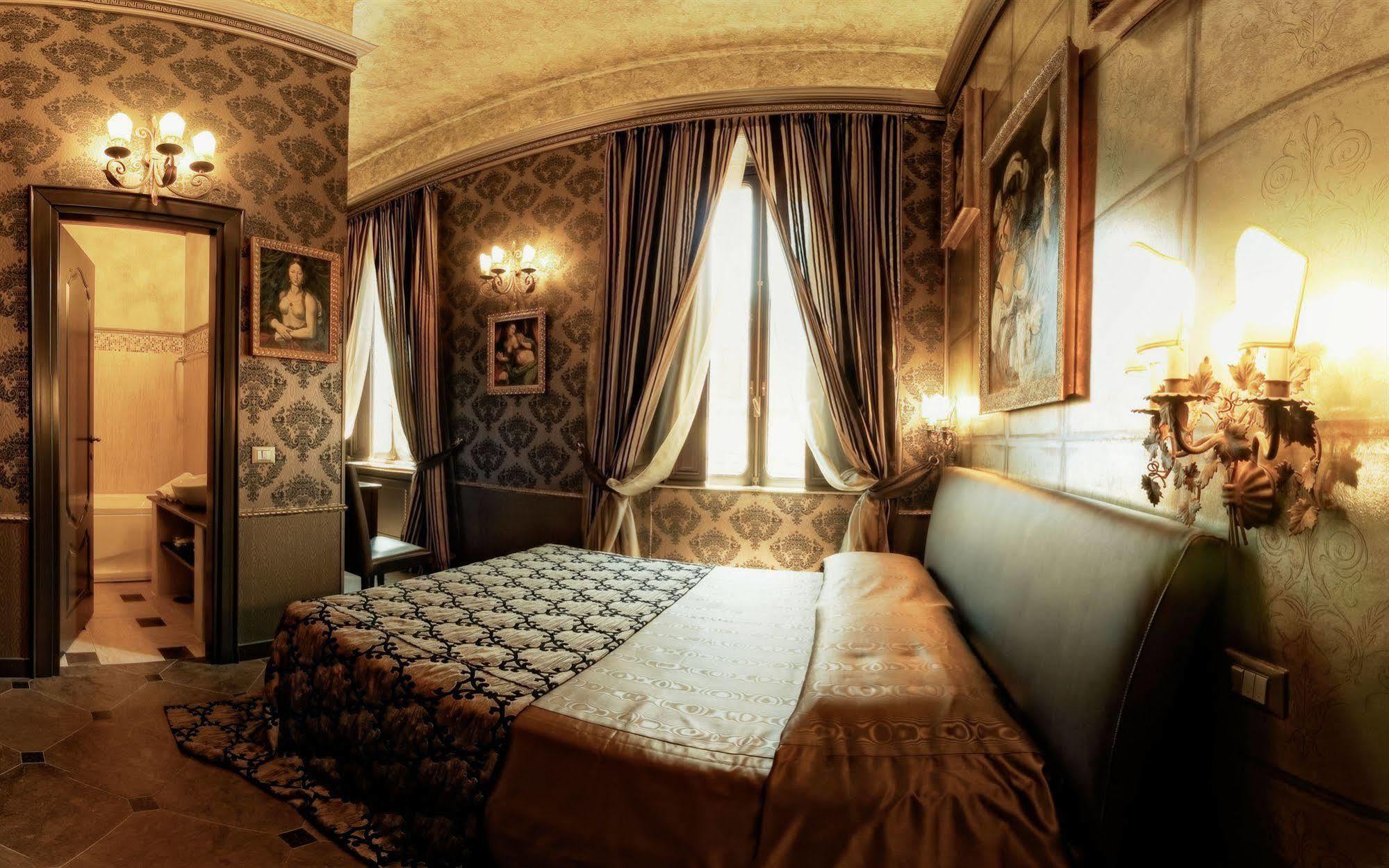 Hotel Antica Dimora Delle Cinque Lune Rome