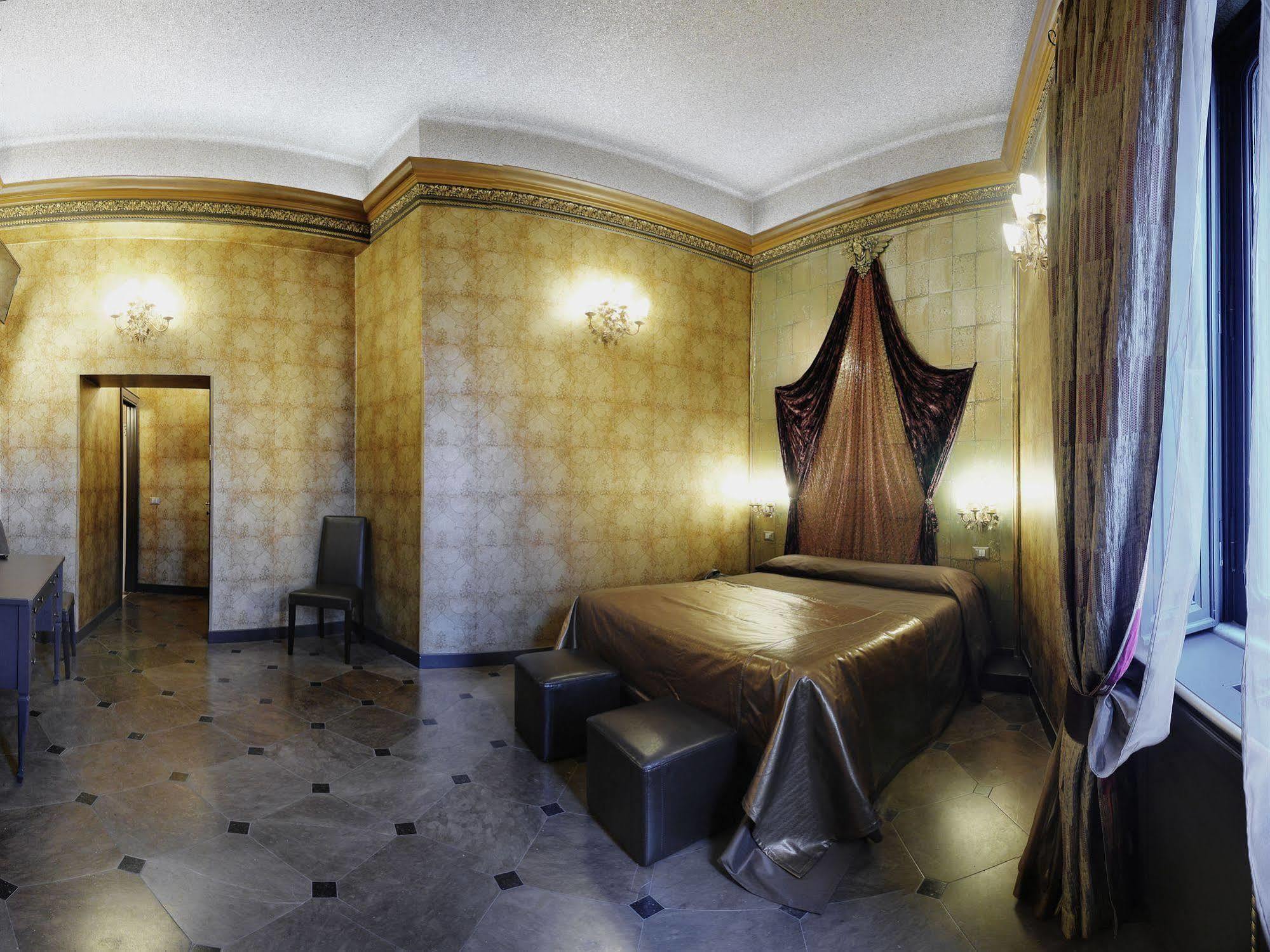 Hotel Antica Dimora Delle Cinque Lune Roma