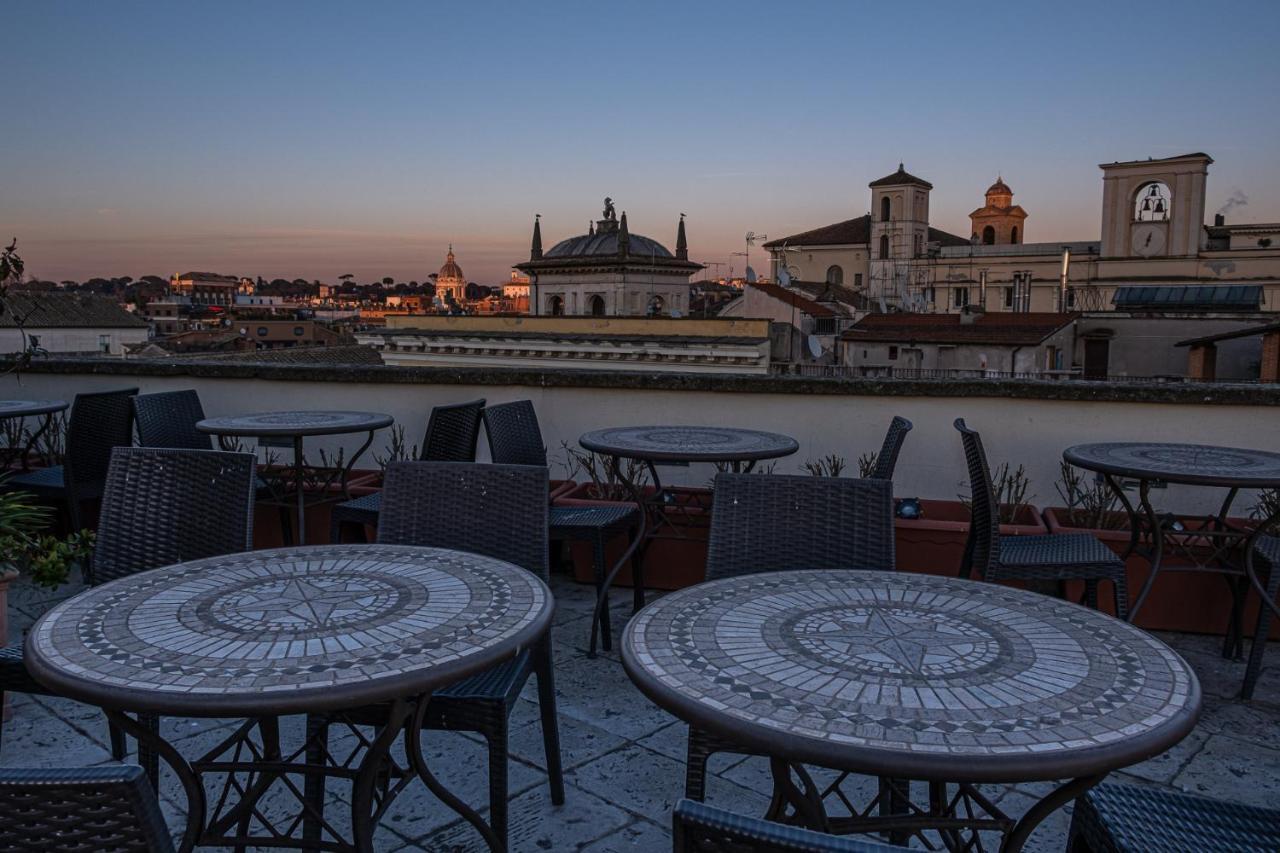 Antica Dimora Delle Cinque Lune Hotel 3*