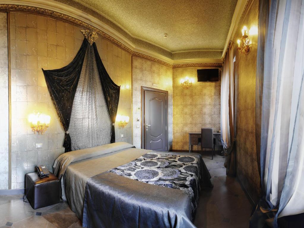 Antica Dimora Delle Cinque Lune Hotel Rome