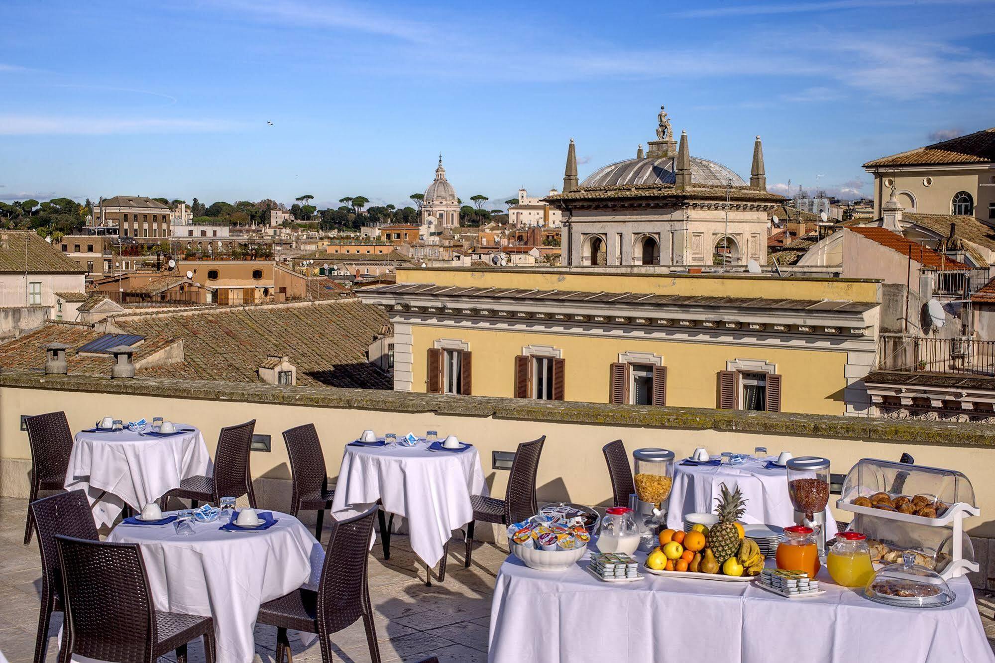 Antica Dimora Delle Cinque Lune Rome